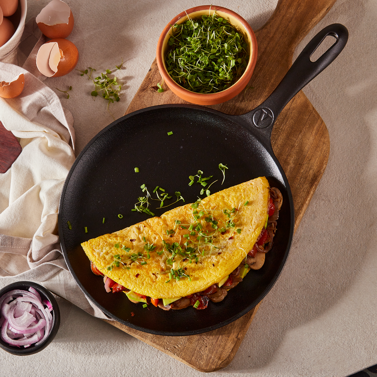 10.5-Inch Cast Iron Comal Griddle and Crepe Pan