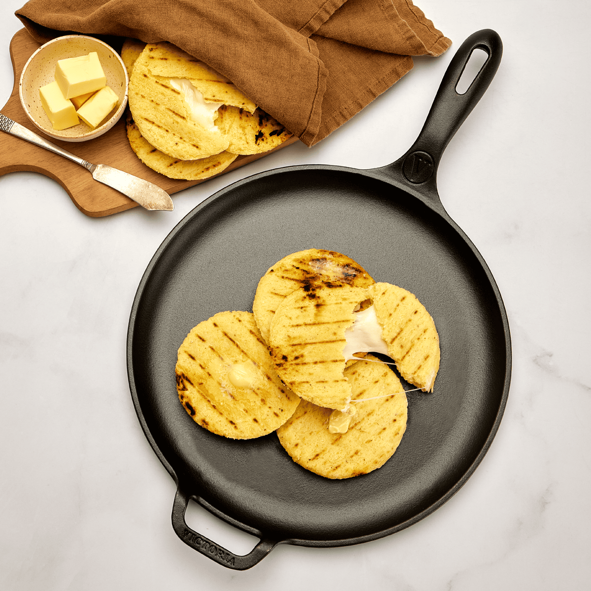 12-Inch Cast Iron Comal & Pizza Pan – Long Handle and Loop Handle