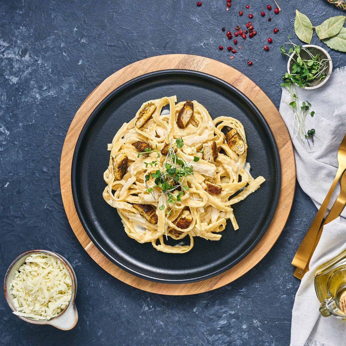 10-Inch Round Cast Iron Serving Plate