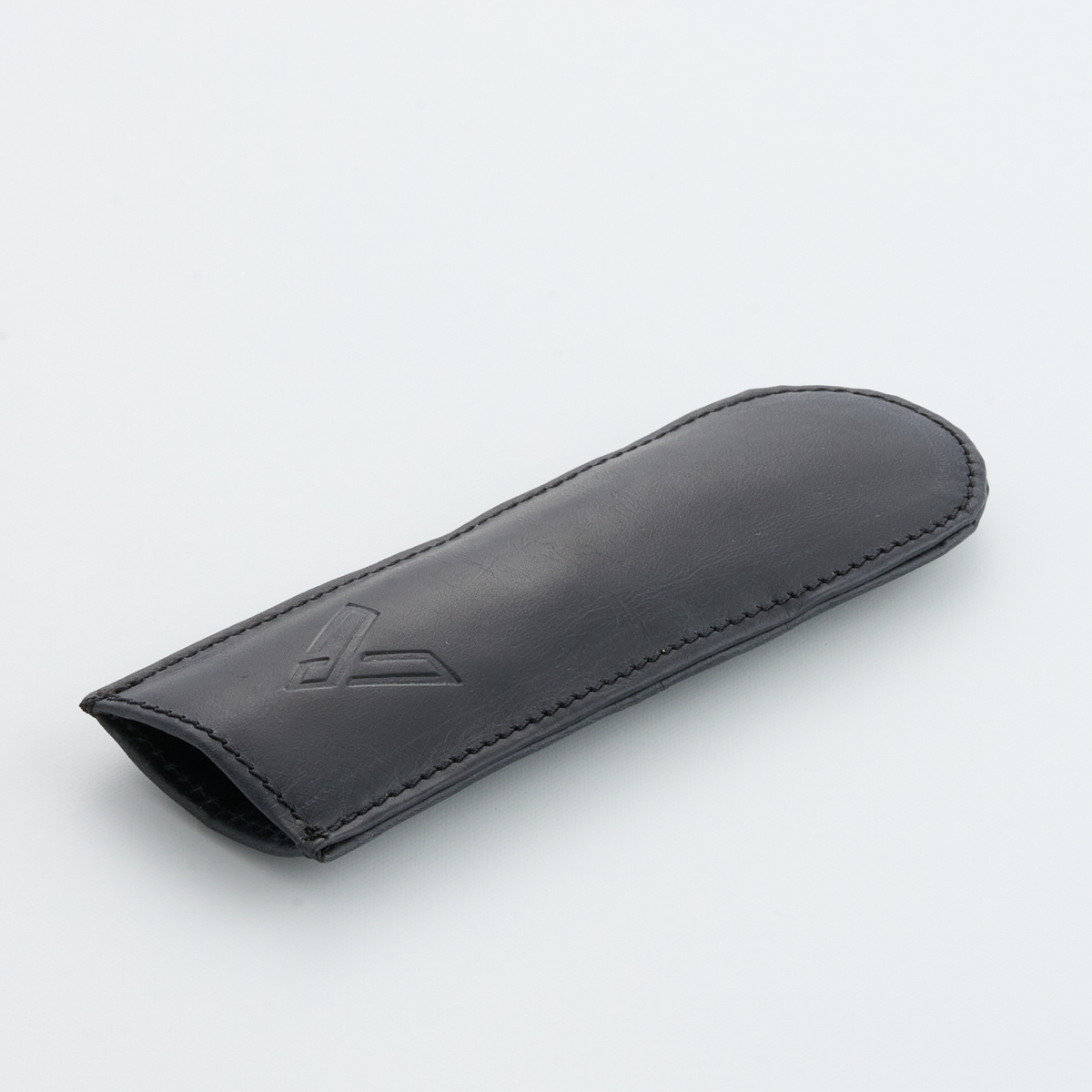 12-Inch Skillet Classic Collection + Leather Handle