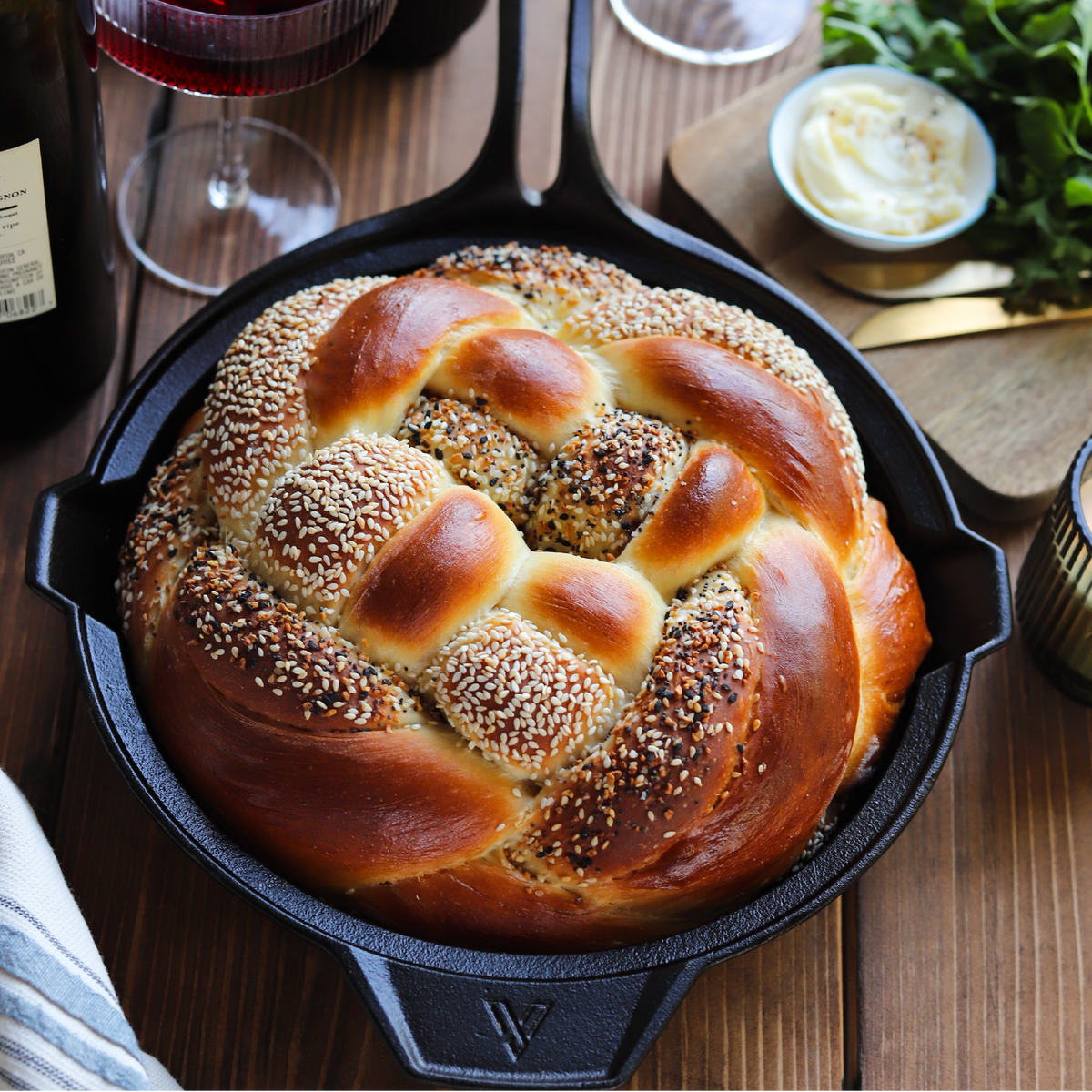 10-Inch Skillet Classic Collection + Leather Handle