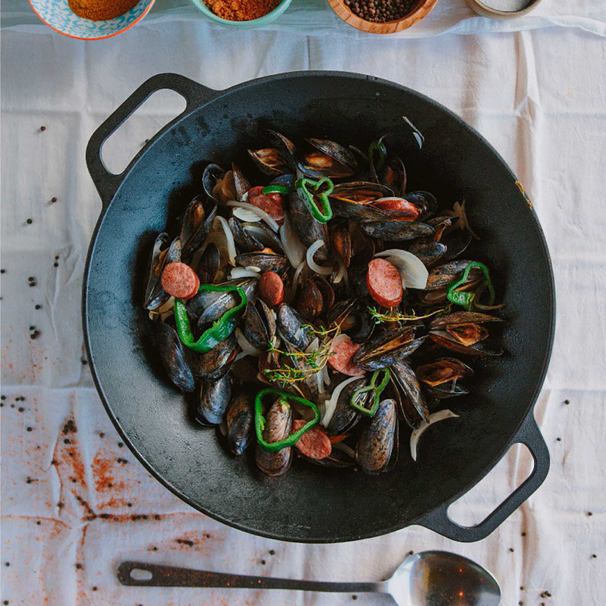 Cast Iron 14-Inch Wok