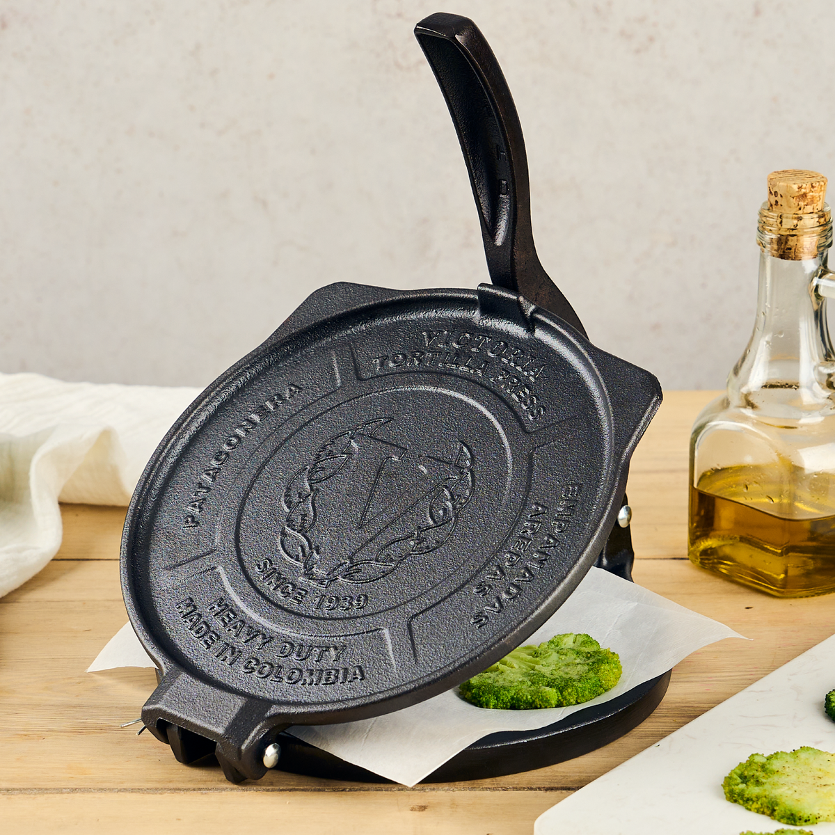 Victoria 8-Inch Tortilla Press, HD Spherrous Iron